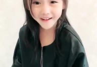 儿童模仿小姐姐,小宝贝们学小姐姐的可爱瞬间