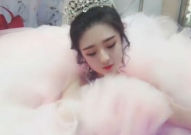 仙女小姐姐首播,魅力四射引网友热议